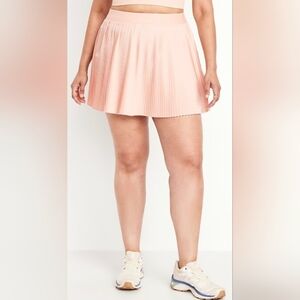 NWT Old Navy Extra High-Waisted StretchTech Micro-Pleated Skort